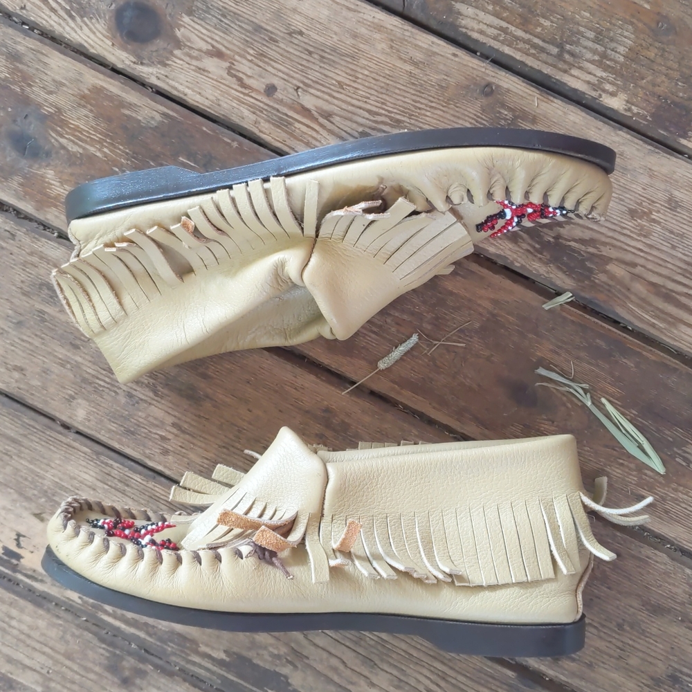Minnetonka Moccasinsoccasins - Picture 3 of 8